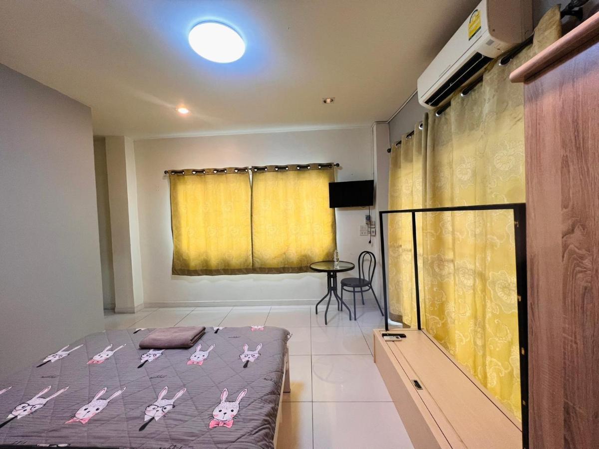 Aekkalukthai Hostel Rayong Kültér fotó
