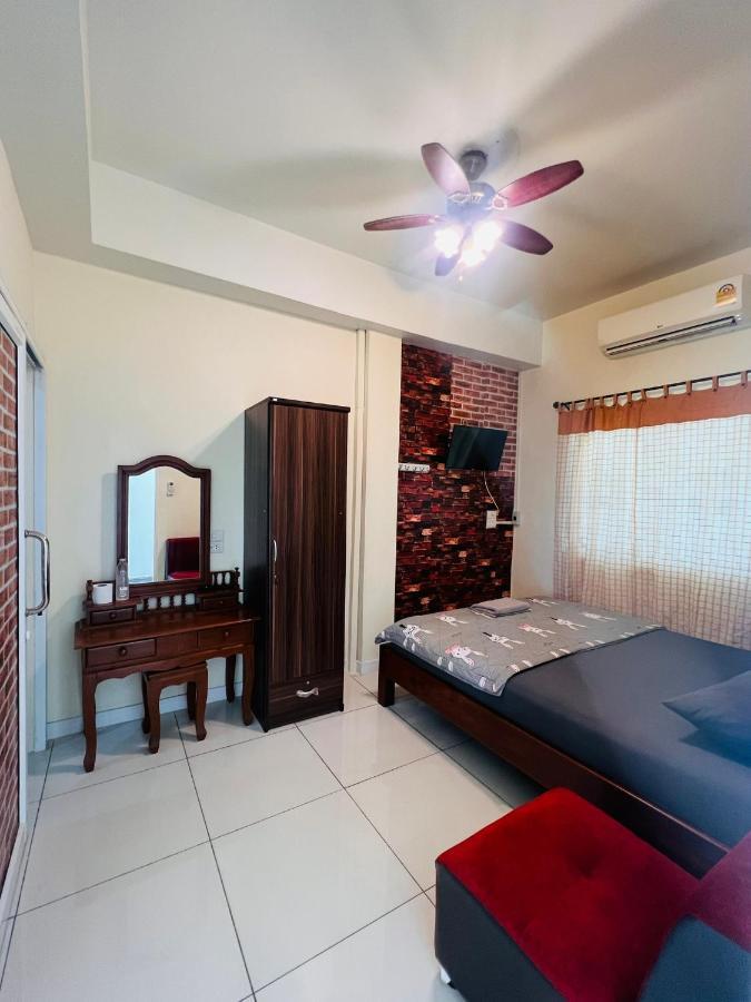 Aekkalukthai Hostel Rayong Kültér fotó